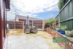 Photo 8- click for photo gallery